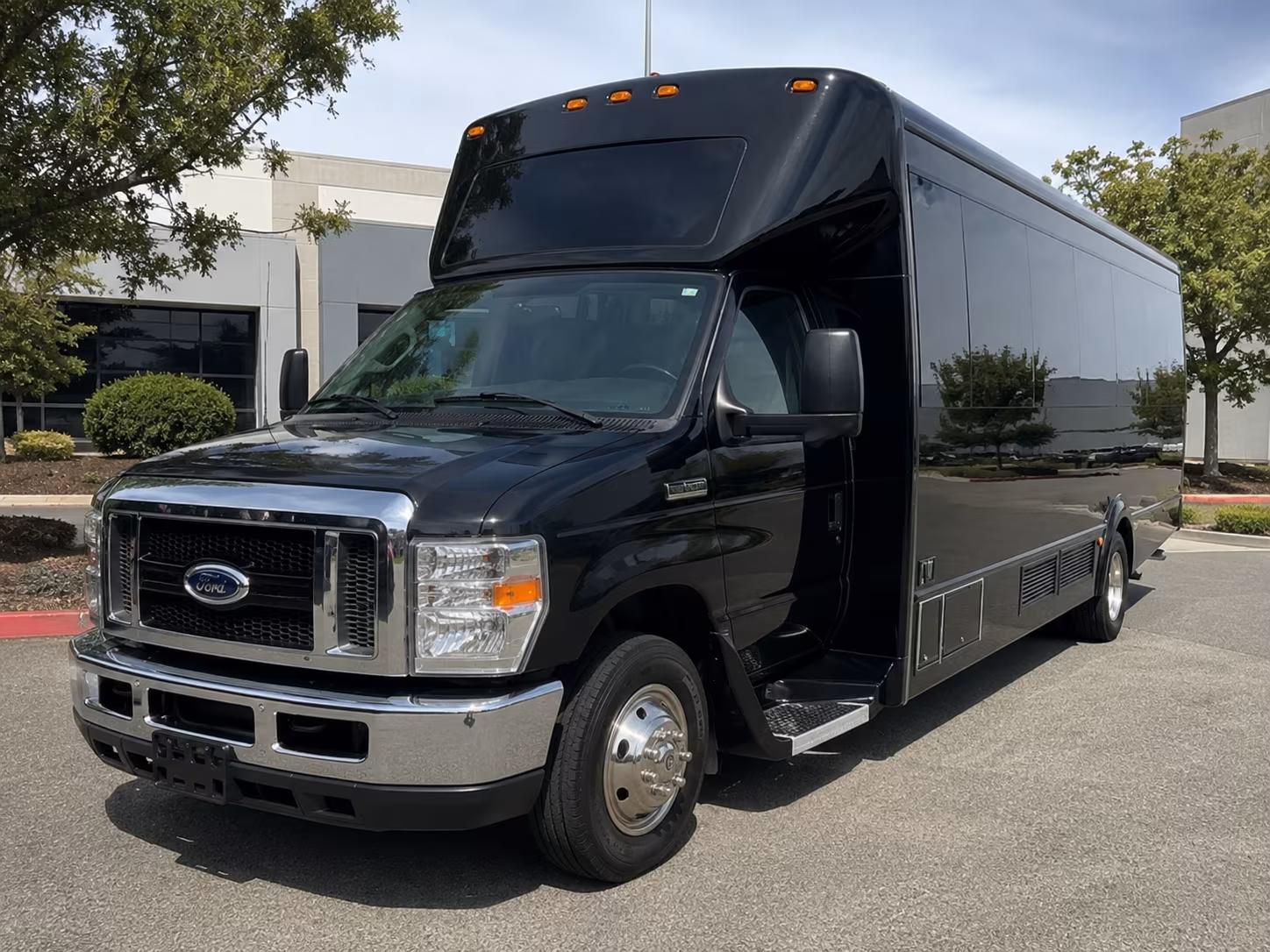 corporate wine tour bus rentals in delray beach florida