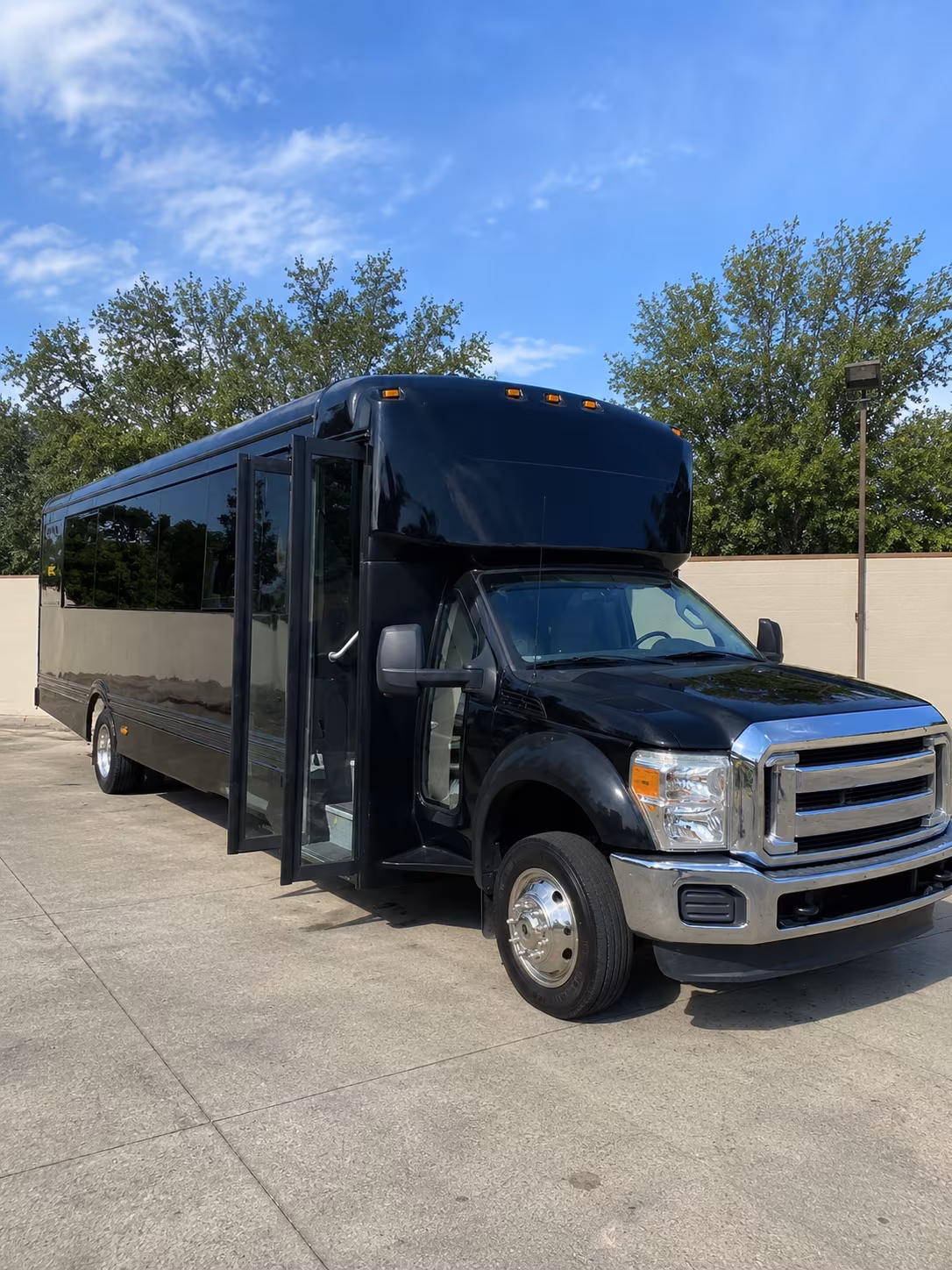delray beach 20 passenger party bus