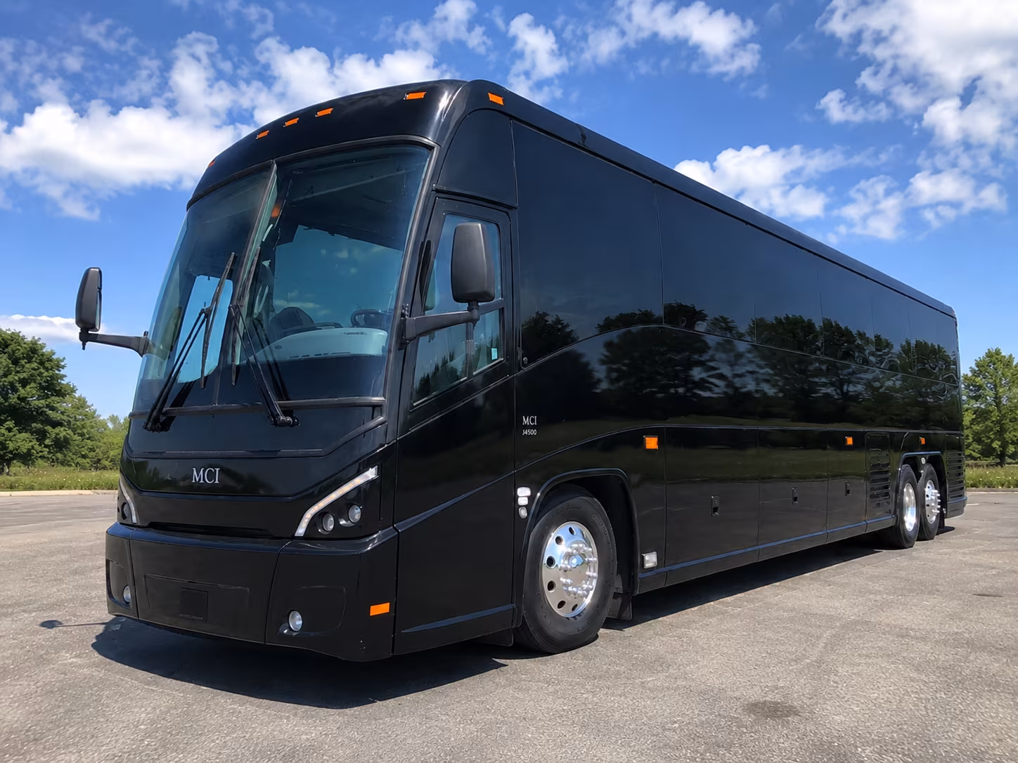military base shuttle buses serving the palm beach county region