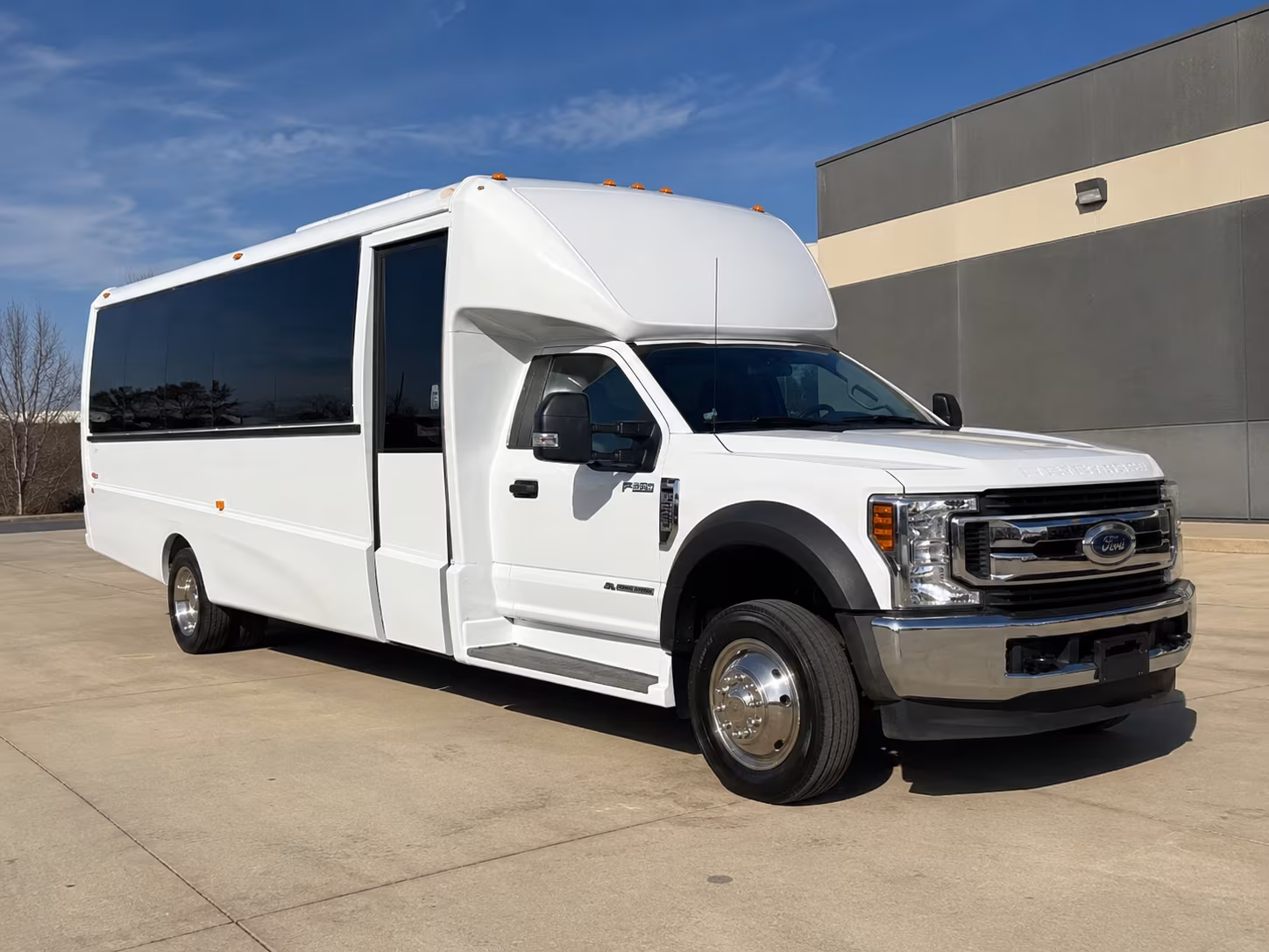 minibus rentals for delray beach prom groups who want to keep it classy