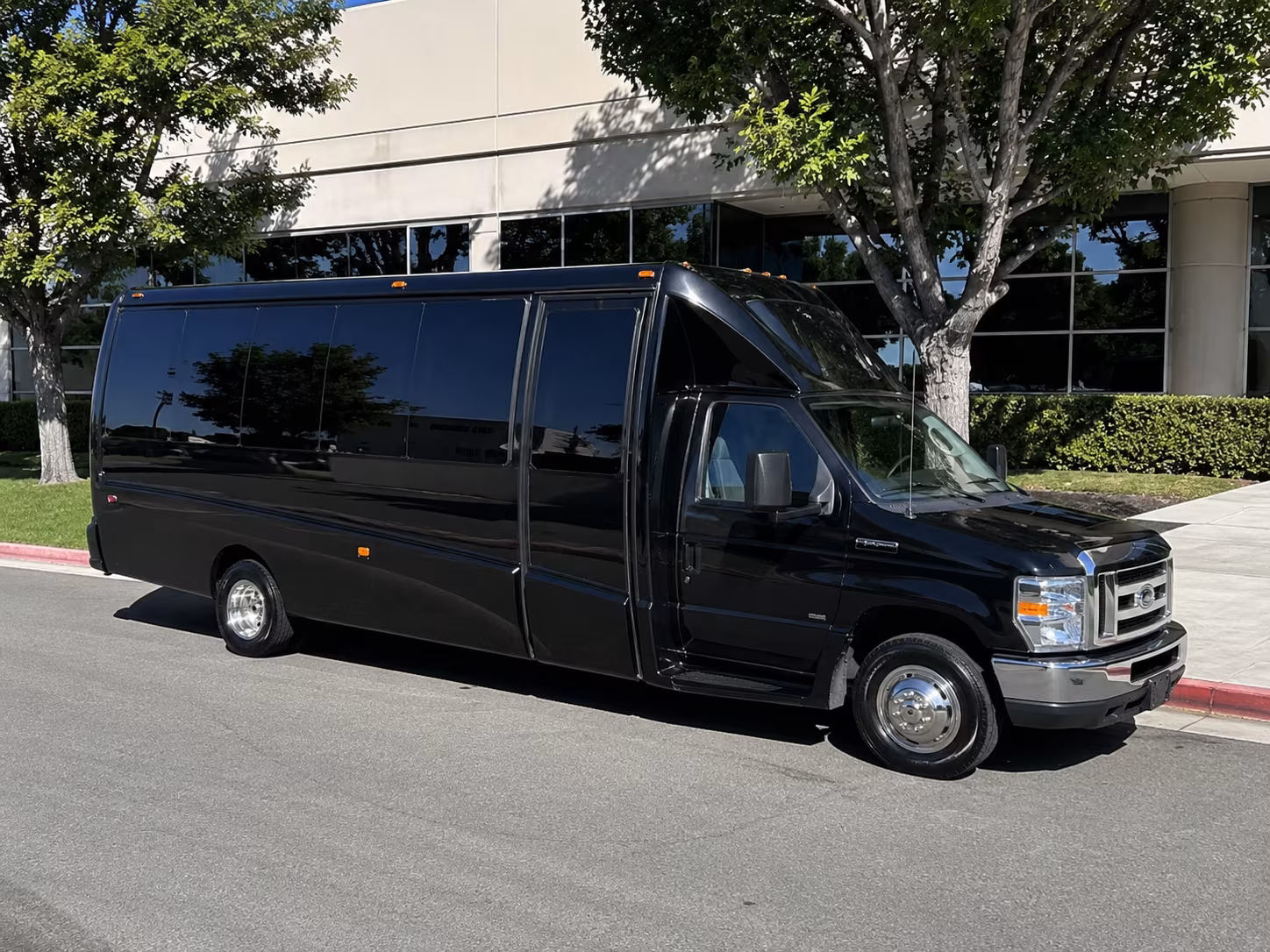 rent a party bus for bachelorette wine tours in delray beach