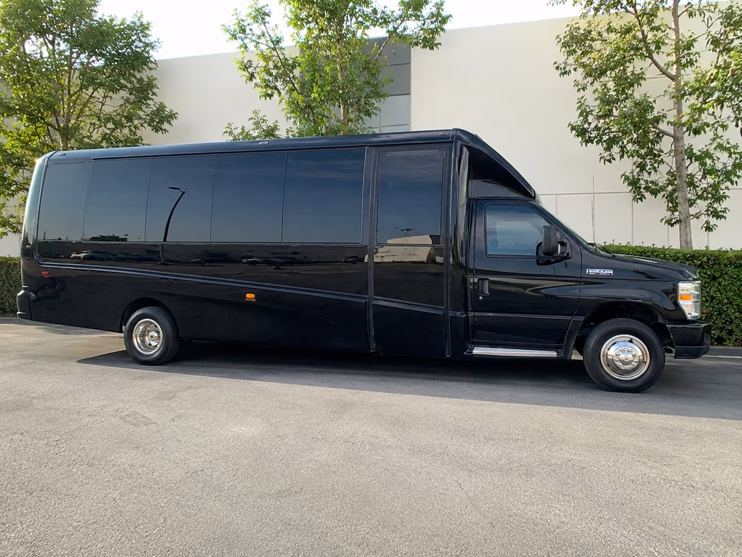 senior and accessibility focused church buses for delray beach congregations