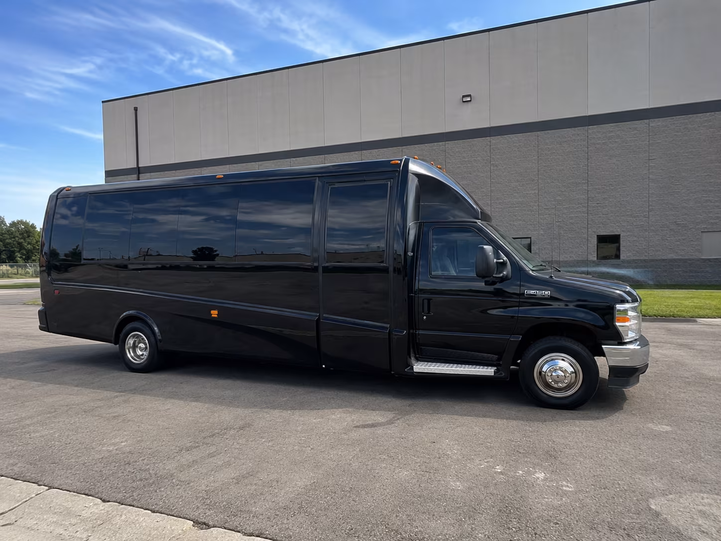 weekly worship shuttle buses for delray beach congregations
